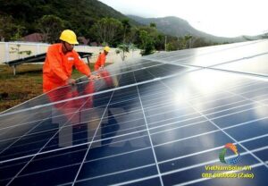 Tại sao phải vệ sinh pin năng lượng mặt trời?