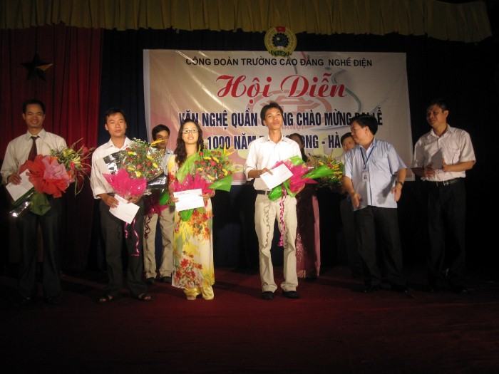 văn nghệ evc.edu.vn