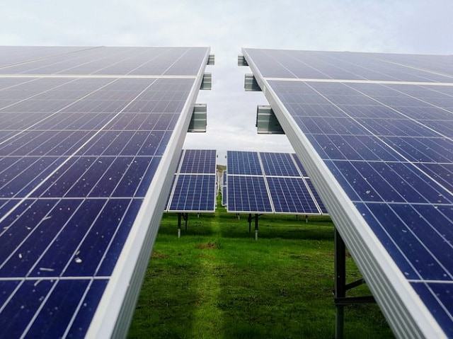Sử dụng điện năng lượng mặt trời là xu hướng của thế giới