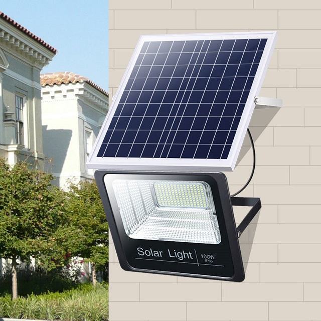 Việt Nam Solar cung cấp đèn năng lượng mặt trời tại Cần Thơ. 