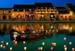 Kinh nghiệm mua đèn năng lượng mặt trời tại Quảng Nam