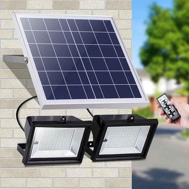 Đèn pha LED năng lượng mặt trời 