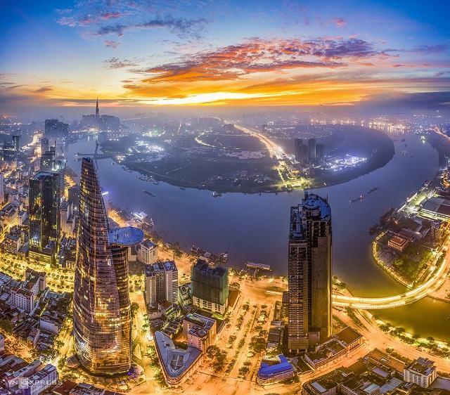Tiềm năng sử dụng đèn năng lượng mặt trời ở TPHCM