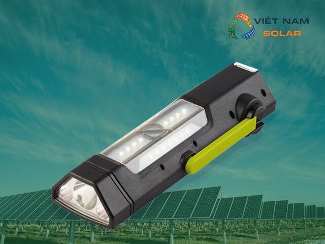 Cấu tạo của đèn pin năng lượng mặt trời 