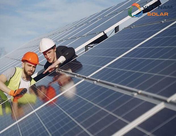 Ai nên học lắp đặt điện năng lượng mặt trời