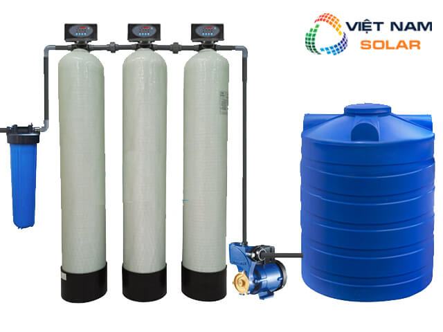 Hệ thống nước nóng năng lượng mặt trời gồm những gì