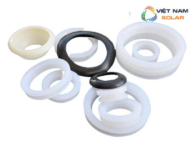 Tác dụng của phụ kiện máy nước nóng năng lượng mặt trời