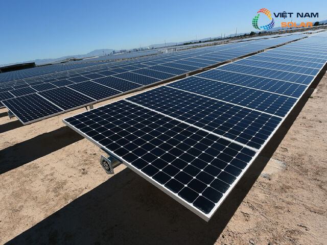 Có nên chọn mua tấm pin JA Solar không