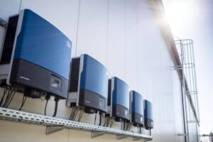 Top 10 inverter hòa lưới 3 pha 10KW đột phá nhất hiện nay