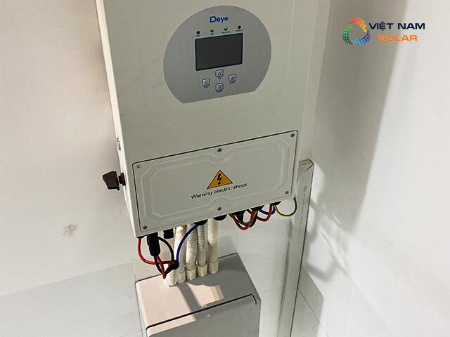 Lợi ích của điện mặt trời hệ hybrid là gì?