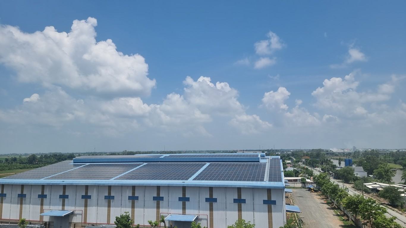 Vì sao người ta dùng điện xoay chiều AC