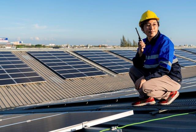 Những thứ ảnh hưởng đến tuổi thọ của tấm pin mặt trời