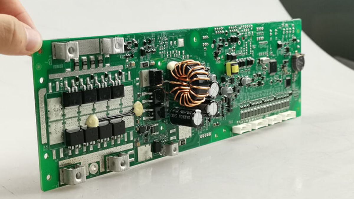 Hệ thống quản lý pin BMS là gì