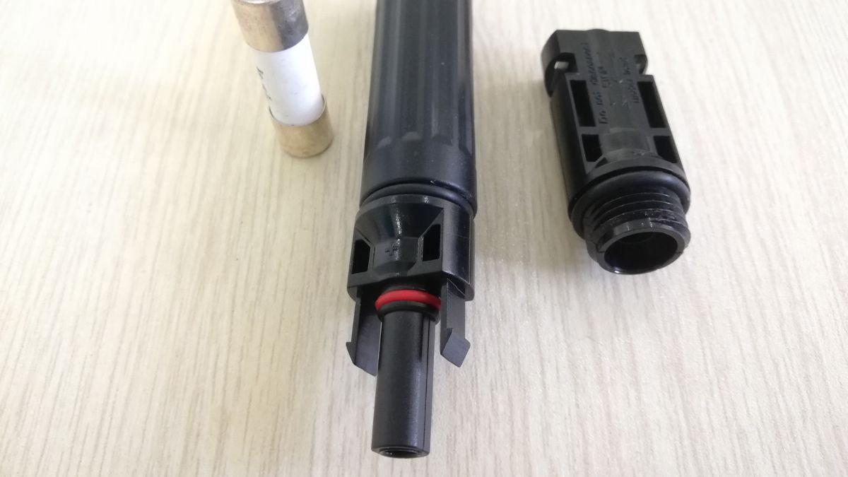 Những lợi ích khi sử dụng Jack nối MC4