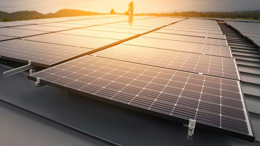 Giá Ắc quy Lithium và Ắc quy chì loại nào rẻ hơn