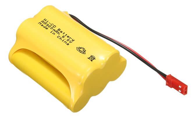 Pin sạc Ni-Cd khác với pin chất liệu kiềm thông thường như thế nào