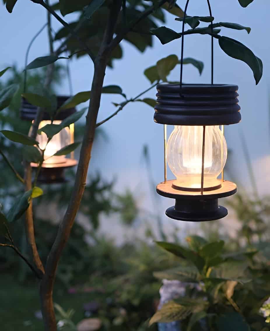 Đèn lồng treo tường năng lượng mặt trời cho hiên trước