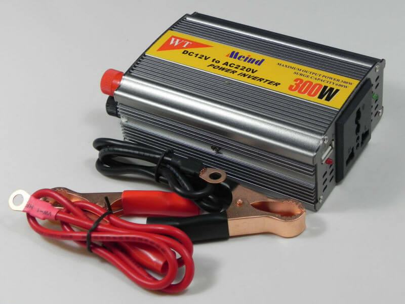 Đặc điểm bộ kích điện inverter 12V lên 220V
