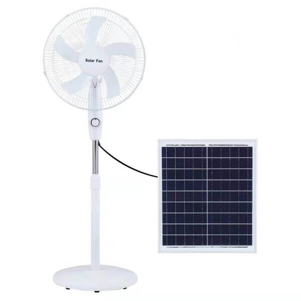 Quạt tích điện năng lượng mặt trời khác gì so với quạt thông thường?