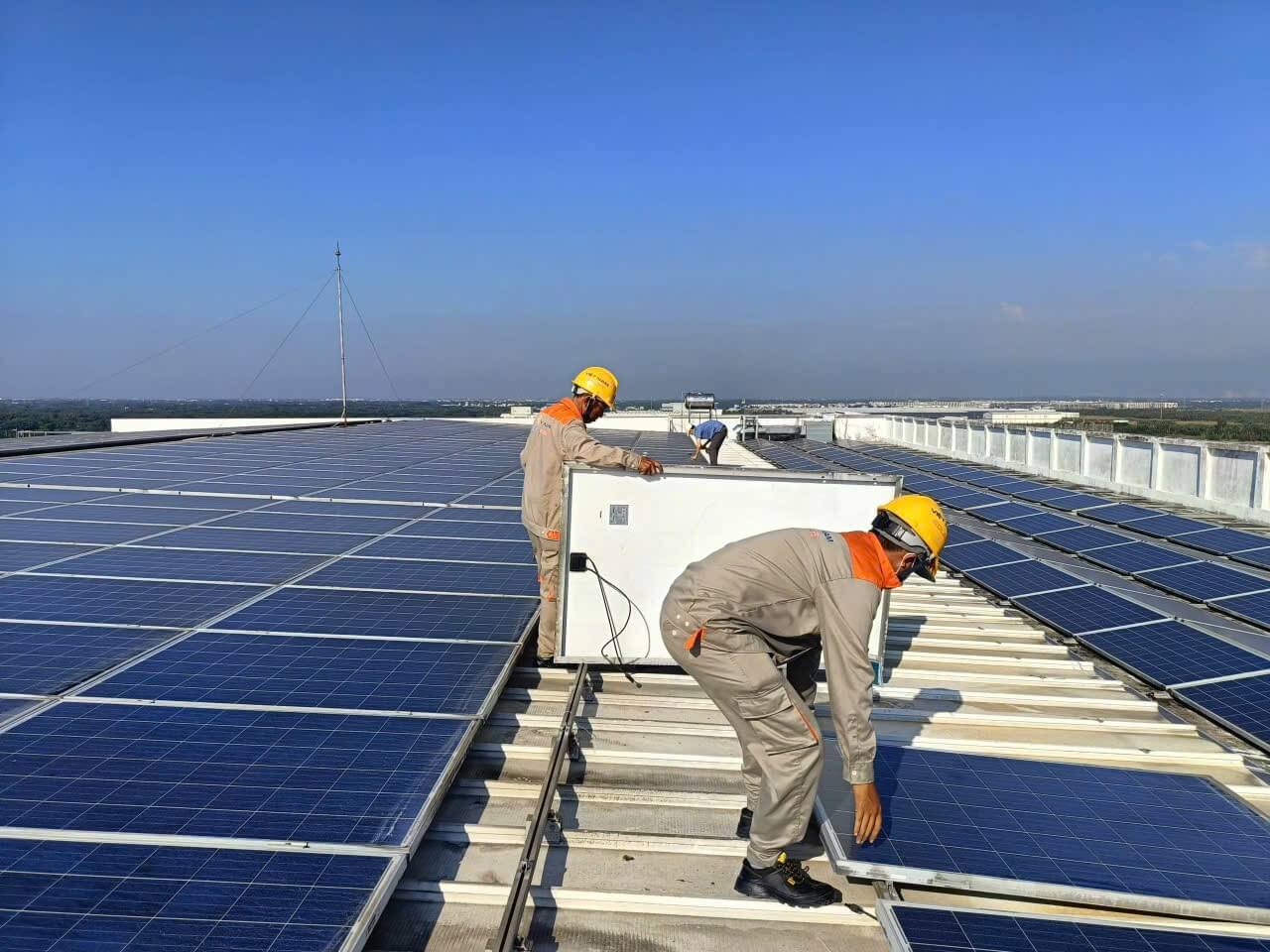 quốc gia sử dụng điện năng lượng mặt trời nhiều nhất